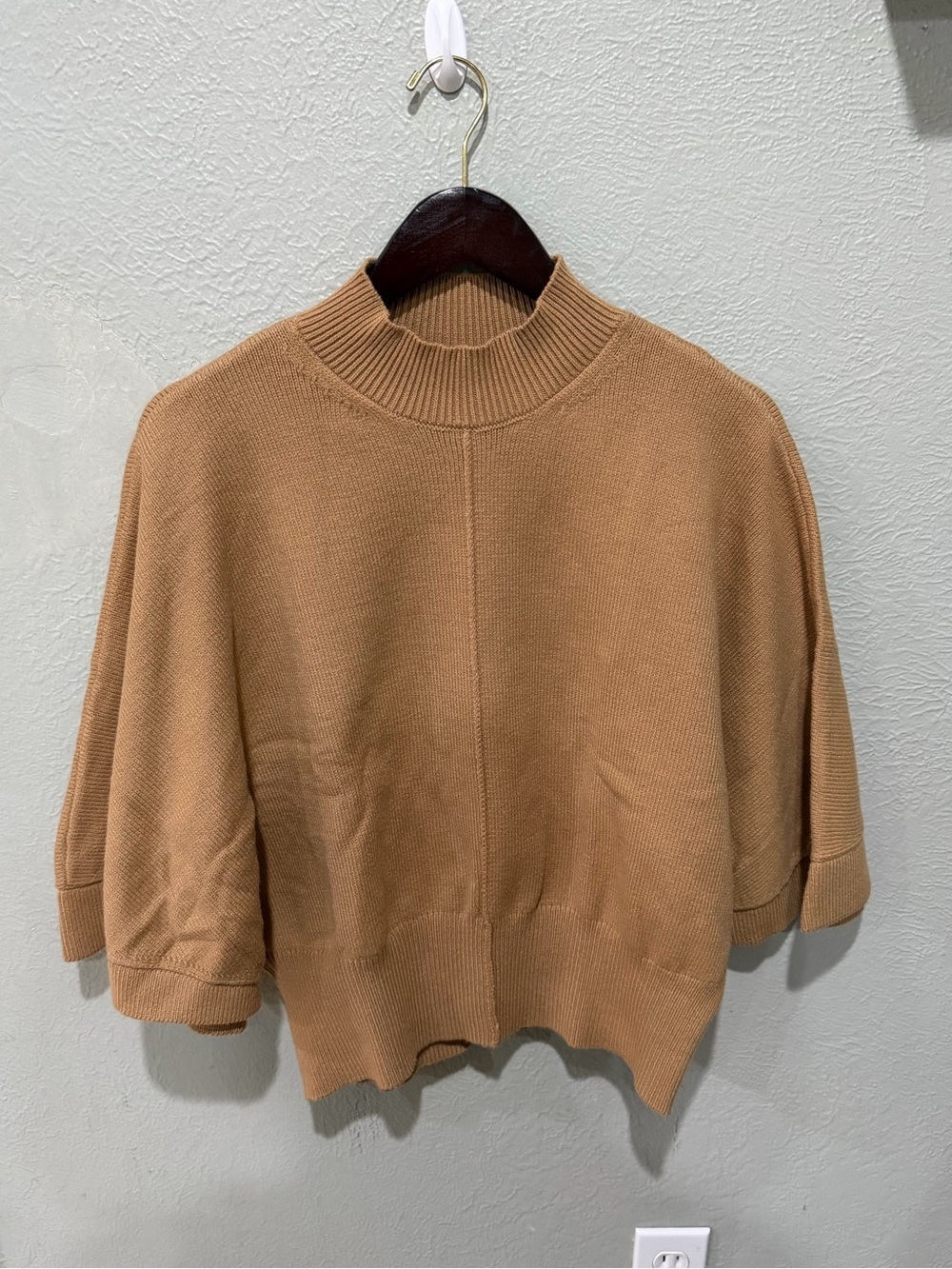 LOFT Camel Mock Neck Short-Sleeve Sweater Size M NWT